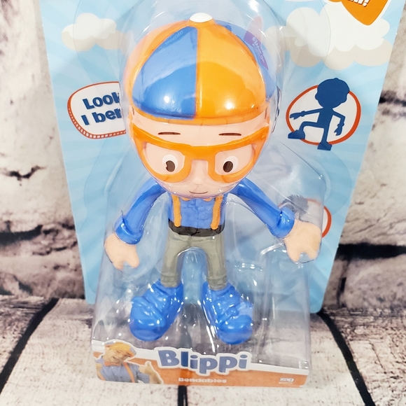 BLIPPI Bendable Action Figure - Picture 5 of 6